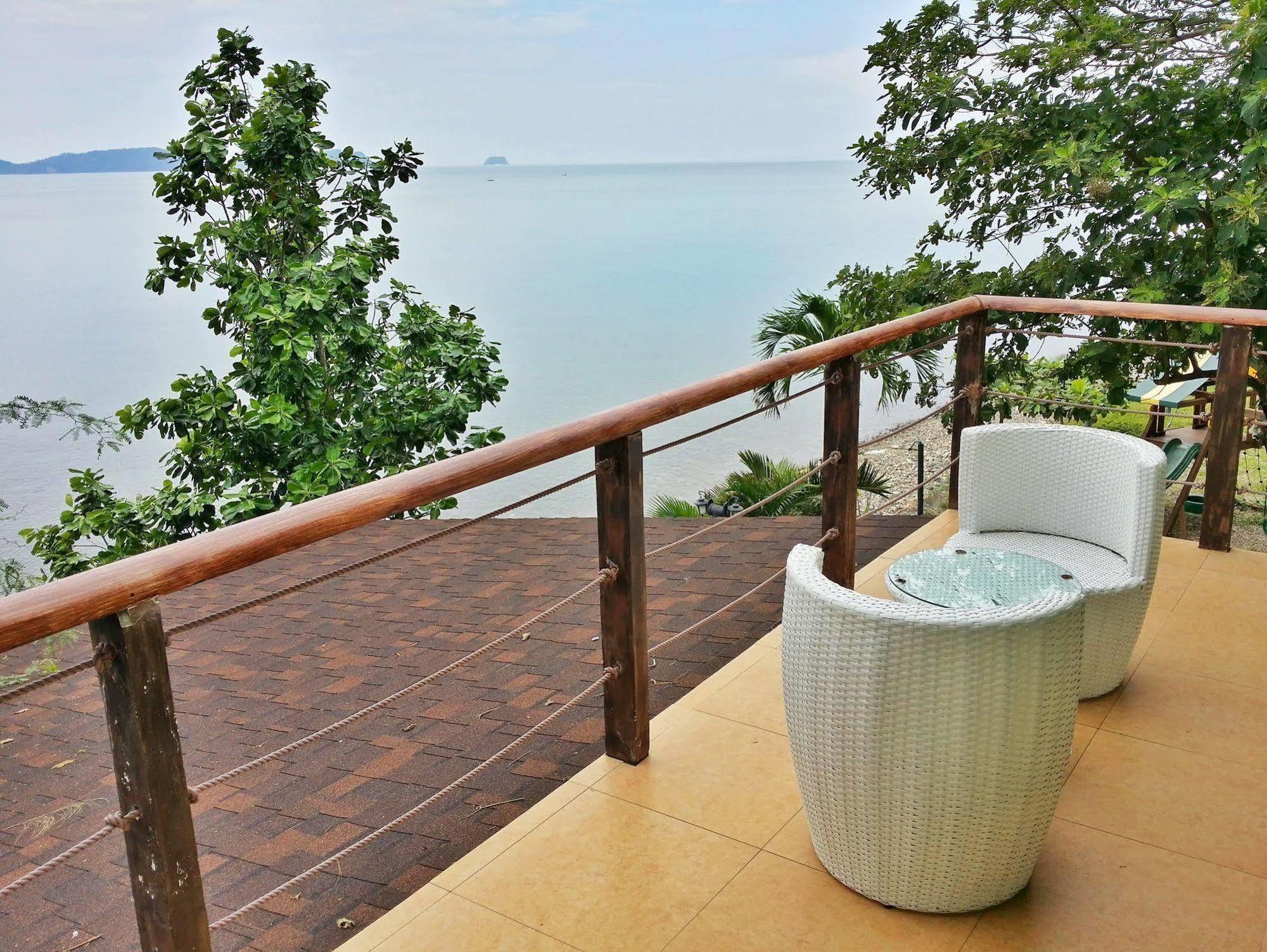 Planet Dive Hotel Mabini  Ngoại thất bức ảnh